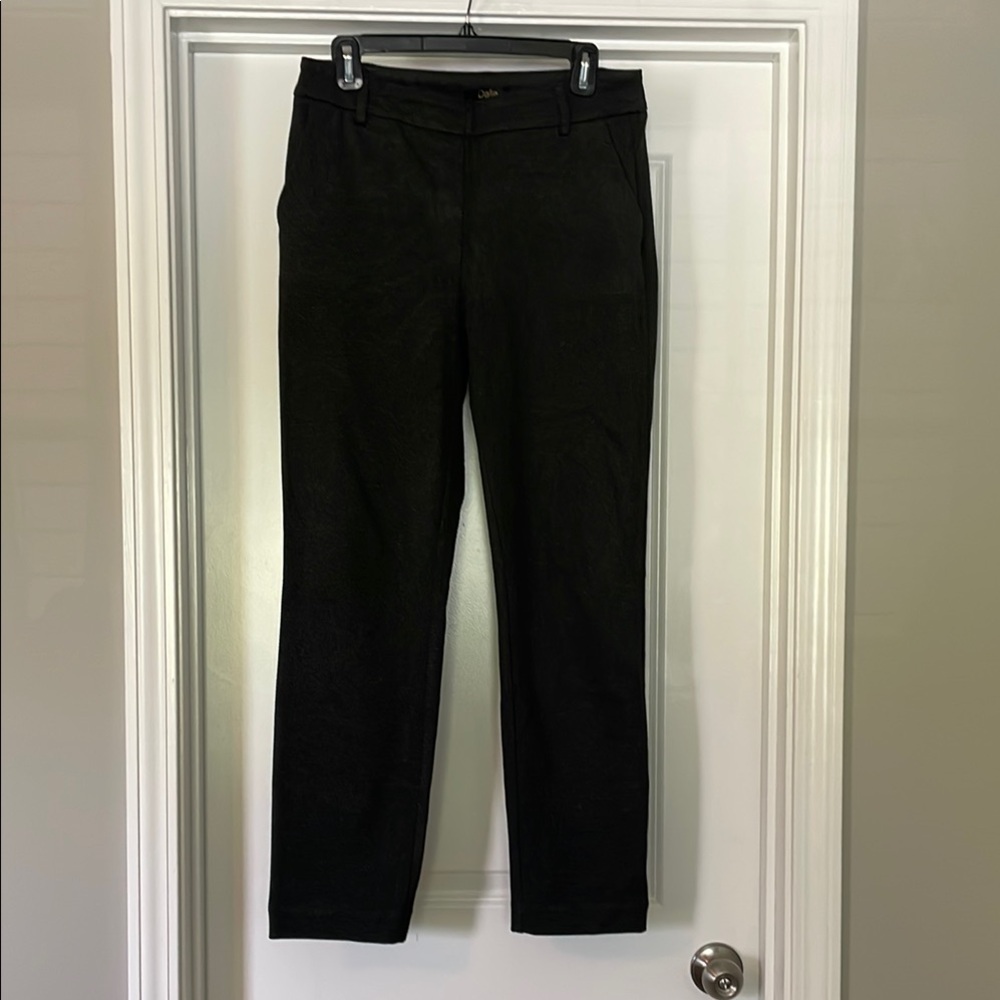 Dalia Black Trousers Relaxed Fit Full-Length